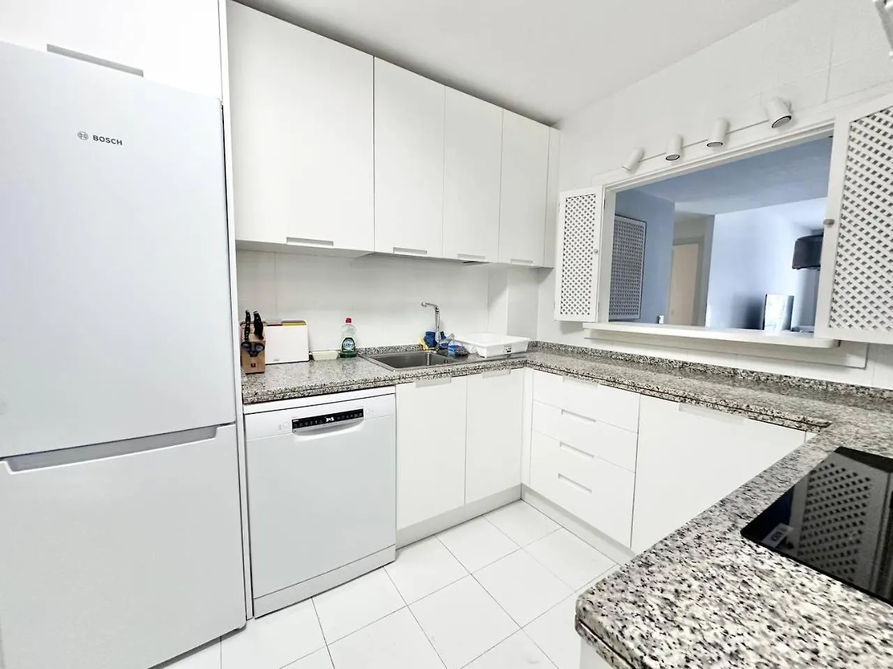 Jp Dream House Apartments In Puerto Banus マルベーリャ